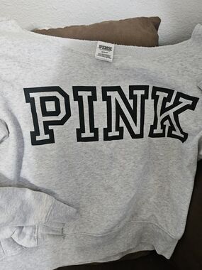 PINK Victoria's Secret Light Heather Grey Crew with Black Logo